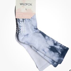NEW Wildfox Tie-Dye and White Grip Socks 2-Pack Pilates Yoga Barre